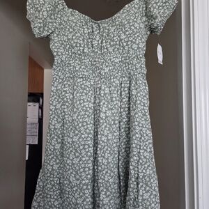 NWT Hollister Sage Green Floral Summer Dress